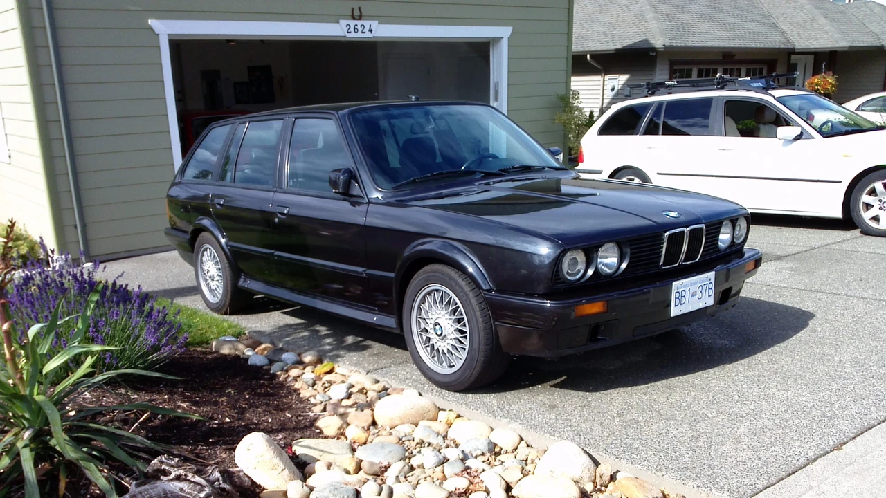 1989 BMW E30 3 Series - Image 2 of 31