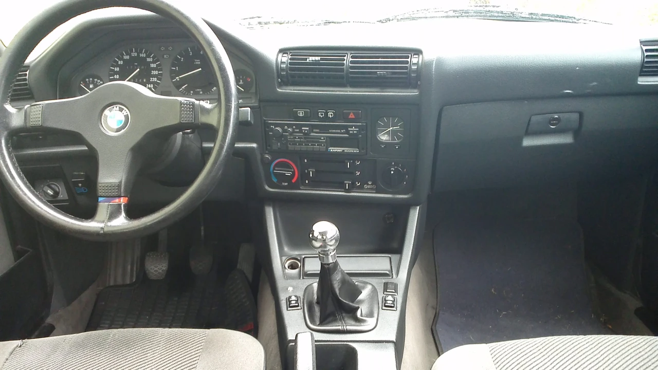 1989 BMW E30 3 Series - Image 26 of 31