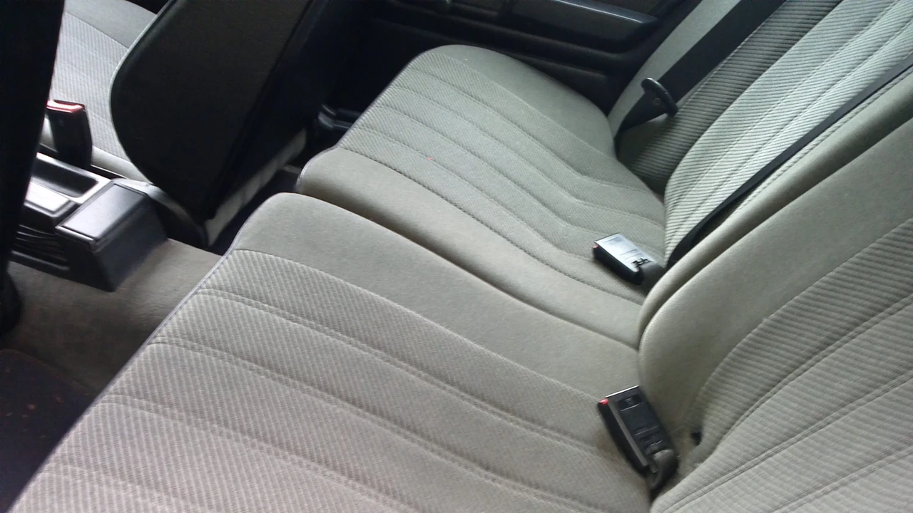1989 BMW E30 3 Series - Image 23 of 31