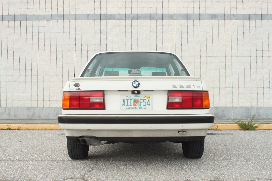 1989 BMW E30 3 Series - Image 11 of 31