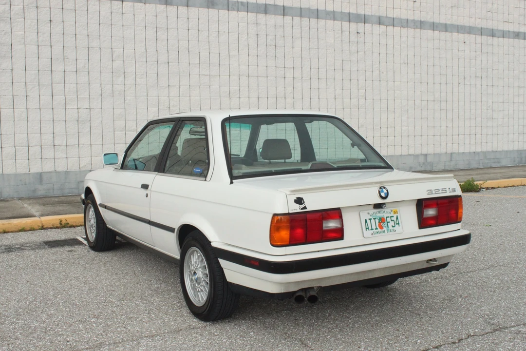 1989 BMW E30 3 Series - Image 9 of 31