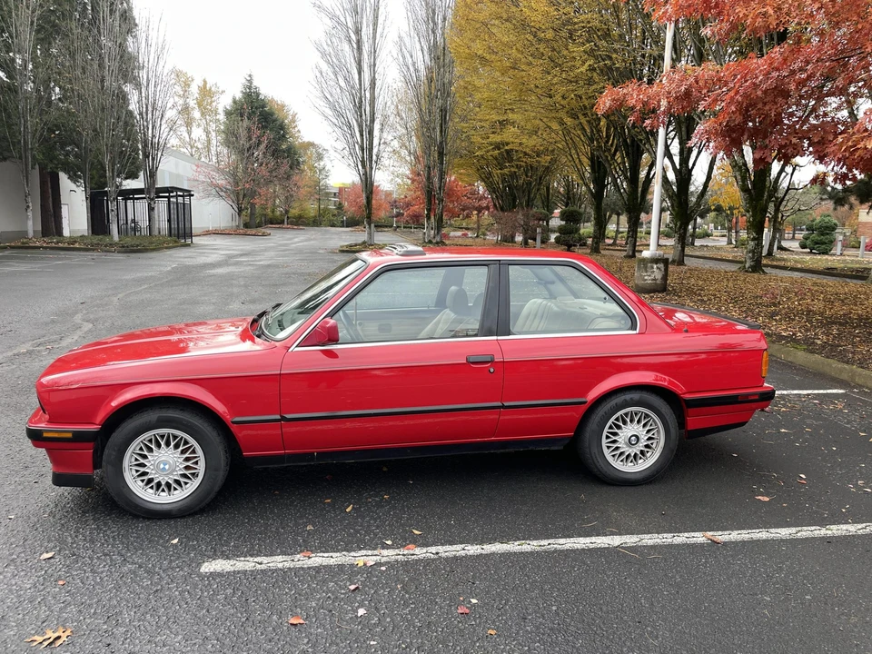 1989 BMW E30 3 Series - Image 4 of 31