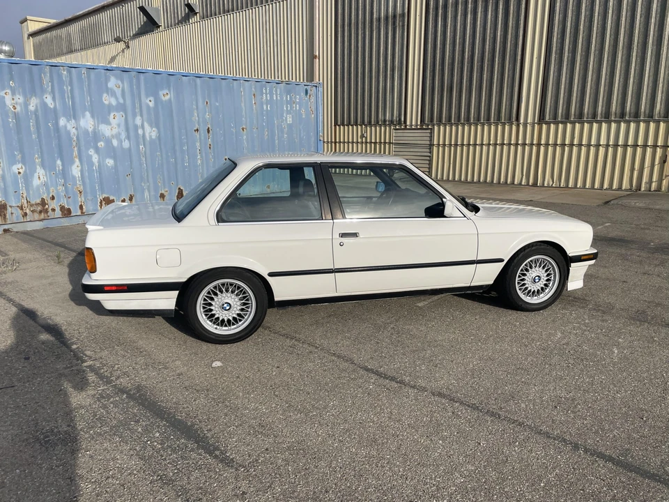 1989 BMW E30 3 Series - Image 28 of 31