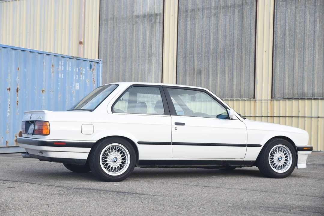 1989 BMW E30 3 Series - Image 24 of 31