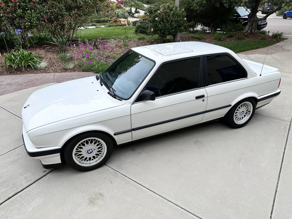 1989 BMW E30 3 Series - Image 2 of 31
