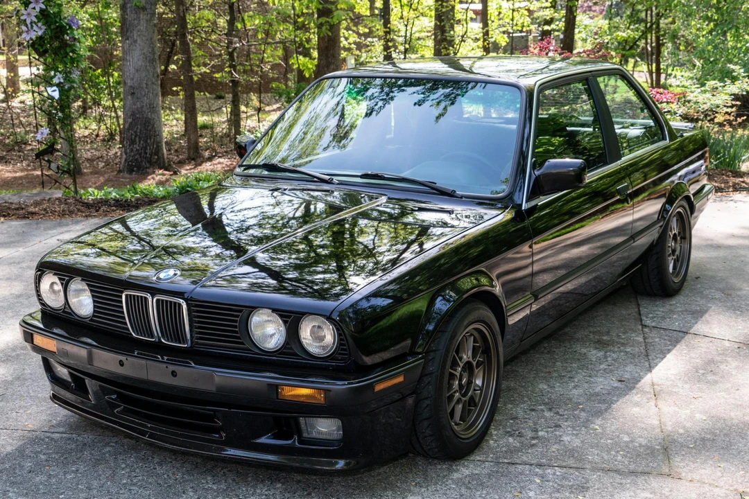 1989 BMW E30 3 Series - Image 2 of 31