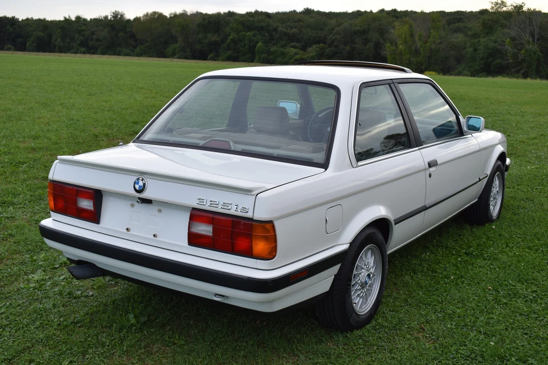 1989 BMW E30 3 Series - Image 21 of 31