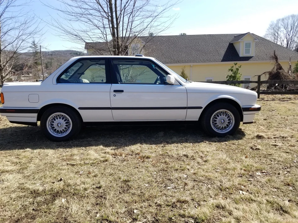 1989 BMW E30 3 Series - Image 25 of 31