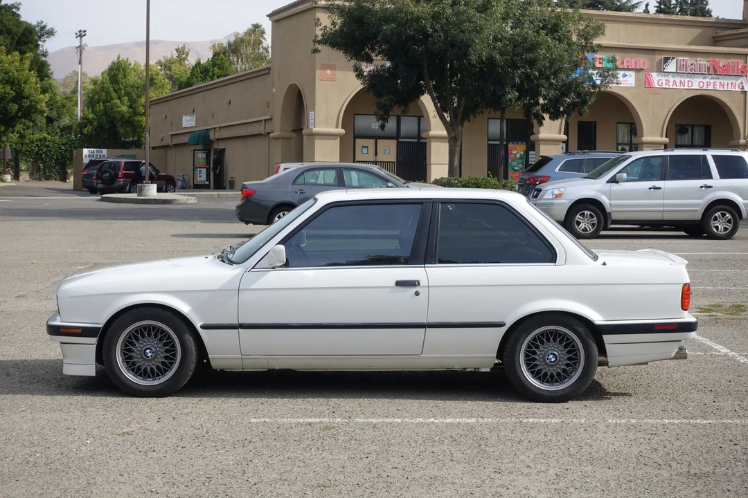 1989 BMW E30 3 Series - Image 18 of 31