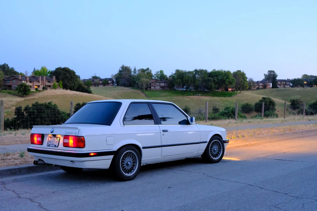 1989 BMW E30 3 Series - Image 5 of 31