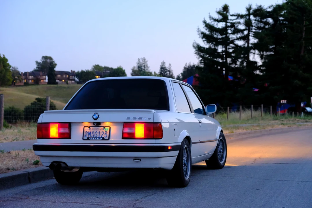 1989 BMW E30 3 Series - Image 4 of 31