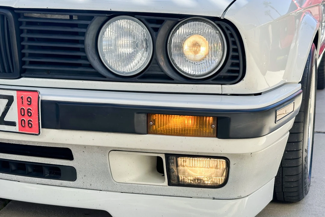 1989 BMW E30 3 Series - Image 10 of 31