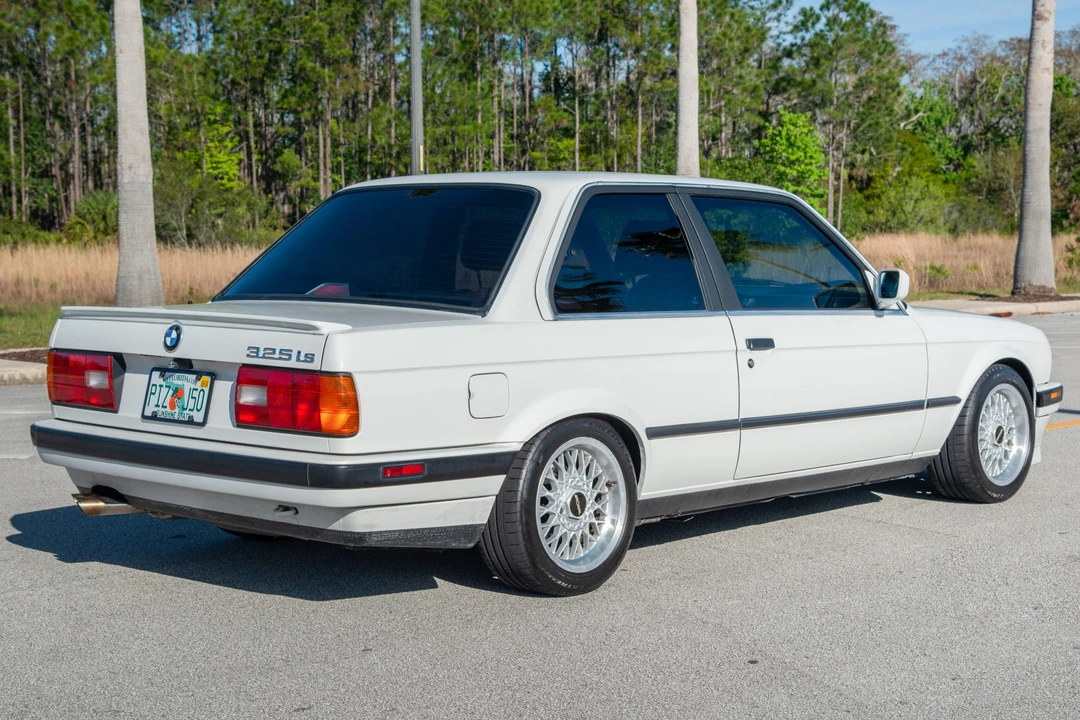 1989 BMW E30 3 Series - Image 8 of 31