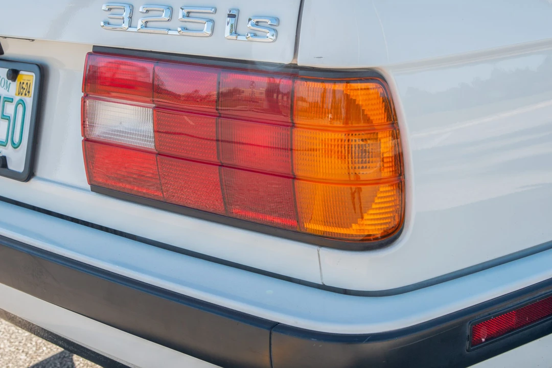 1989 BMW E30 3 Series - Image 17 of 31