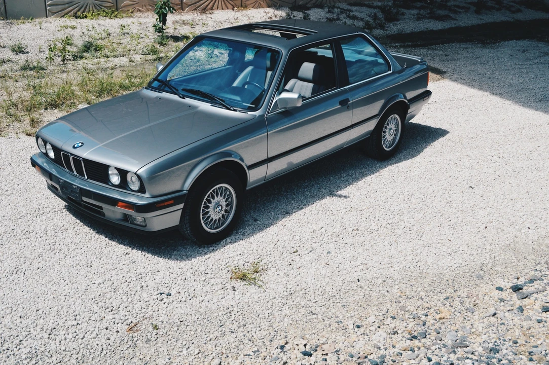 1989 BMW E30 3 Series - Image 7 of 31