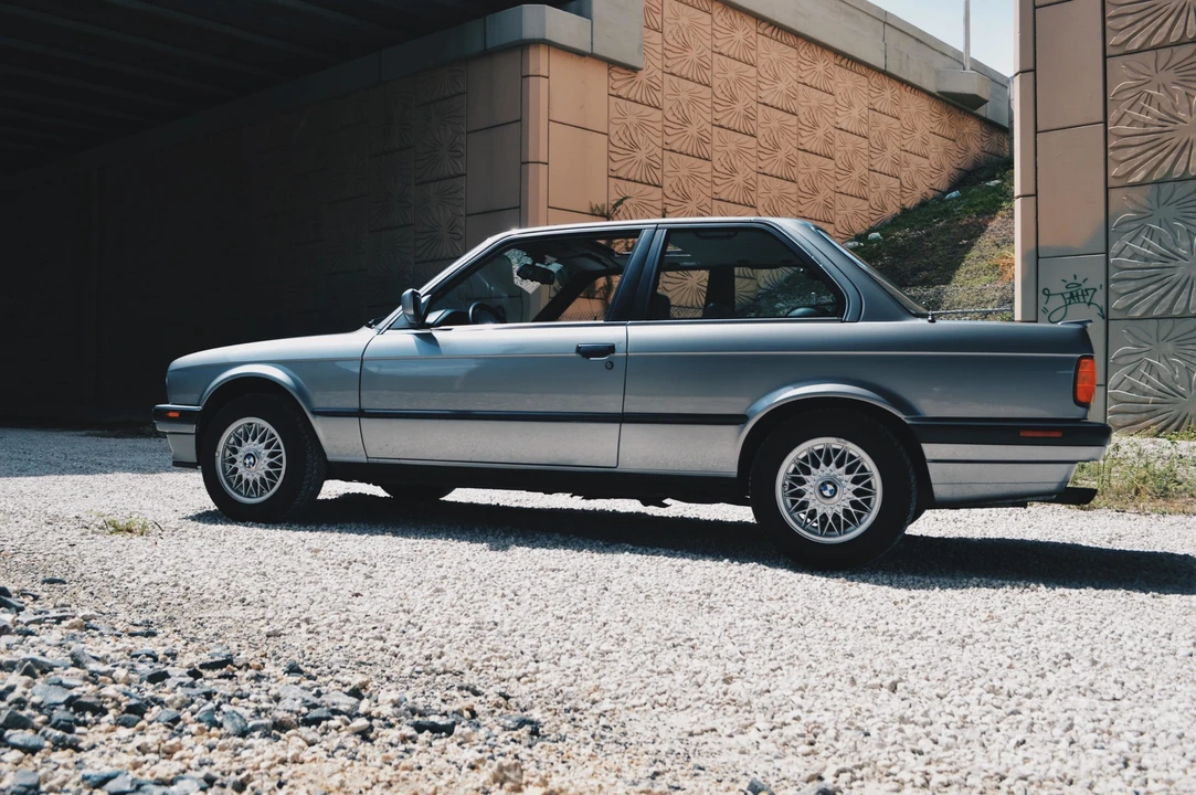 1989 BMW E30 3 Series - Image 8 of 31