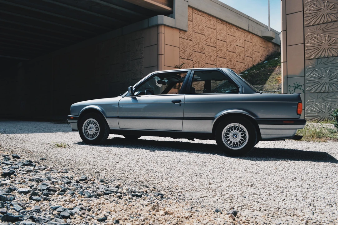 1989 BMW E30 3 Series - Image 13 of 31