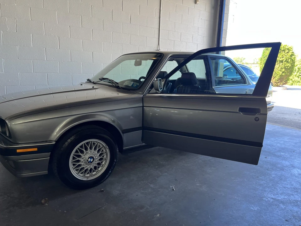 1989 BMW E30 3 Series - Image 21 of 31