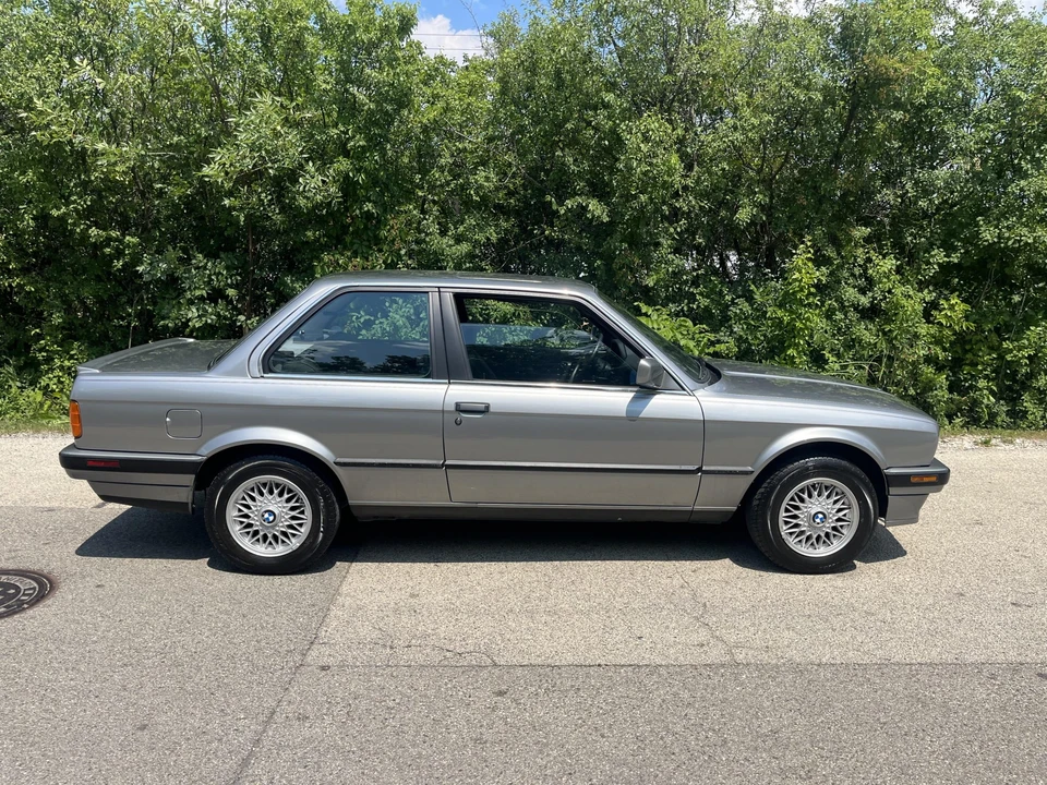 1989 BMW E30 3 Series - Image 14 of 31