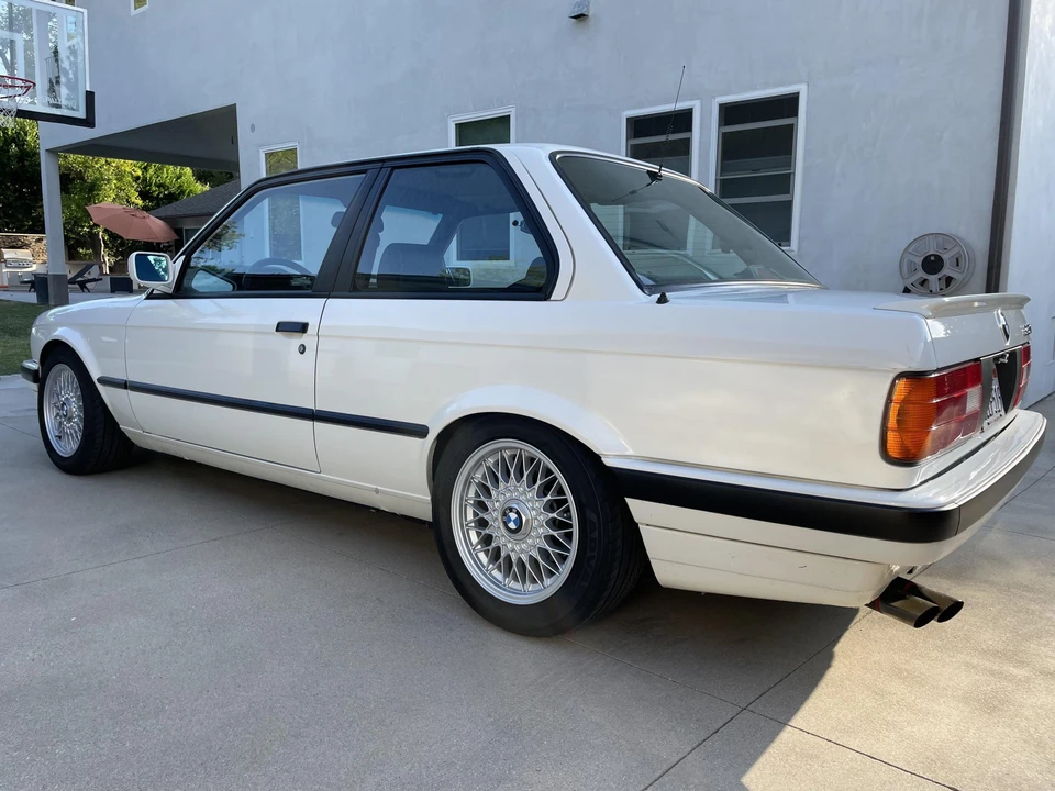 1989 BMW E30 3 Series - Image 11 of 31