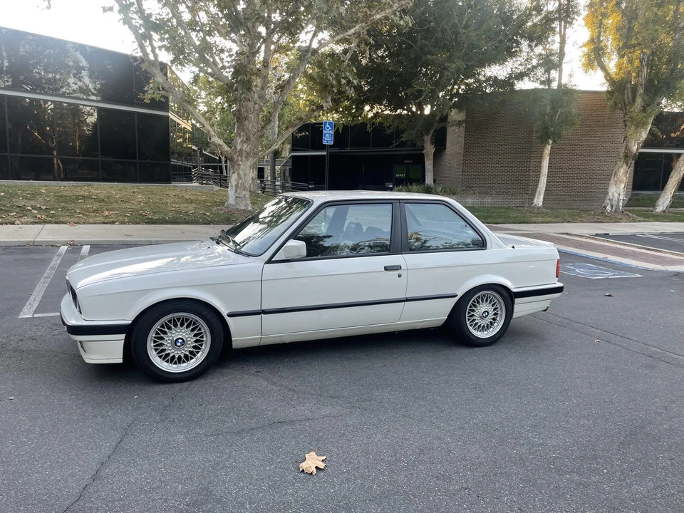 1989 BMW E30 3 Series - Image 13 of 31