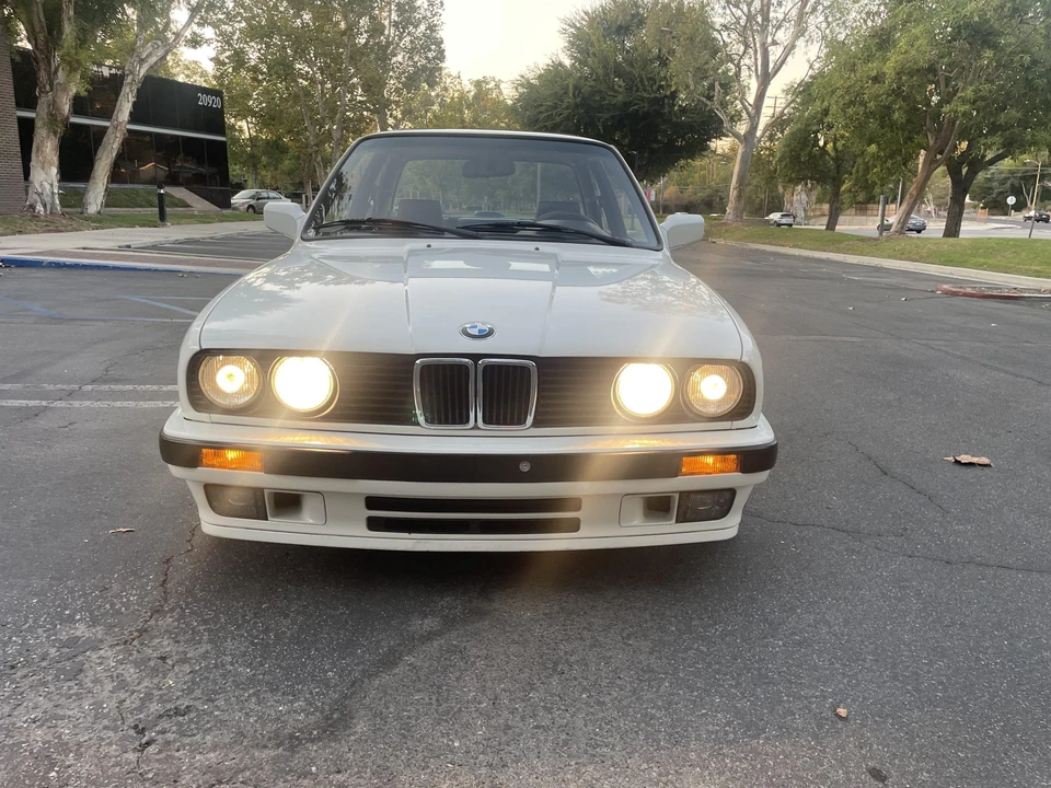 1989 BMW E30 3 Series - Image 19 of 31
