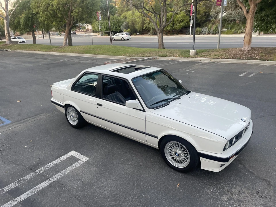 1989 BMW E30 3 Series - Image 21 of 31