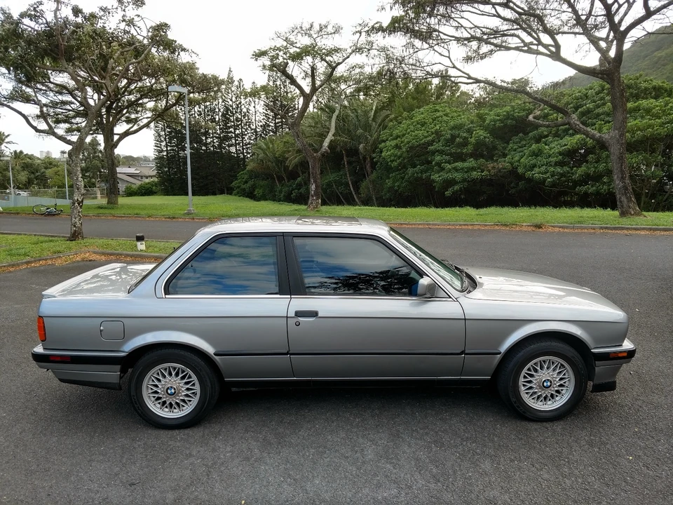 1989 BMW E30 3 Series - Image 8 of 31