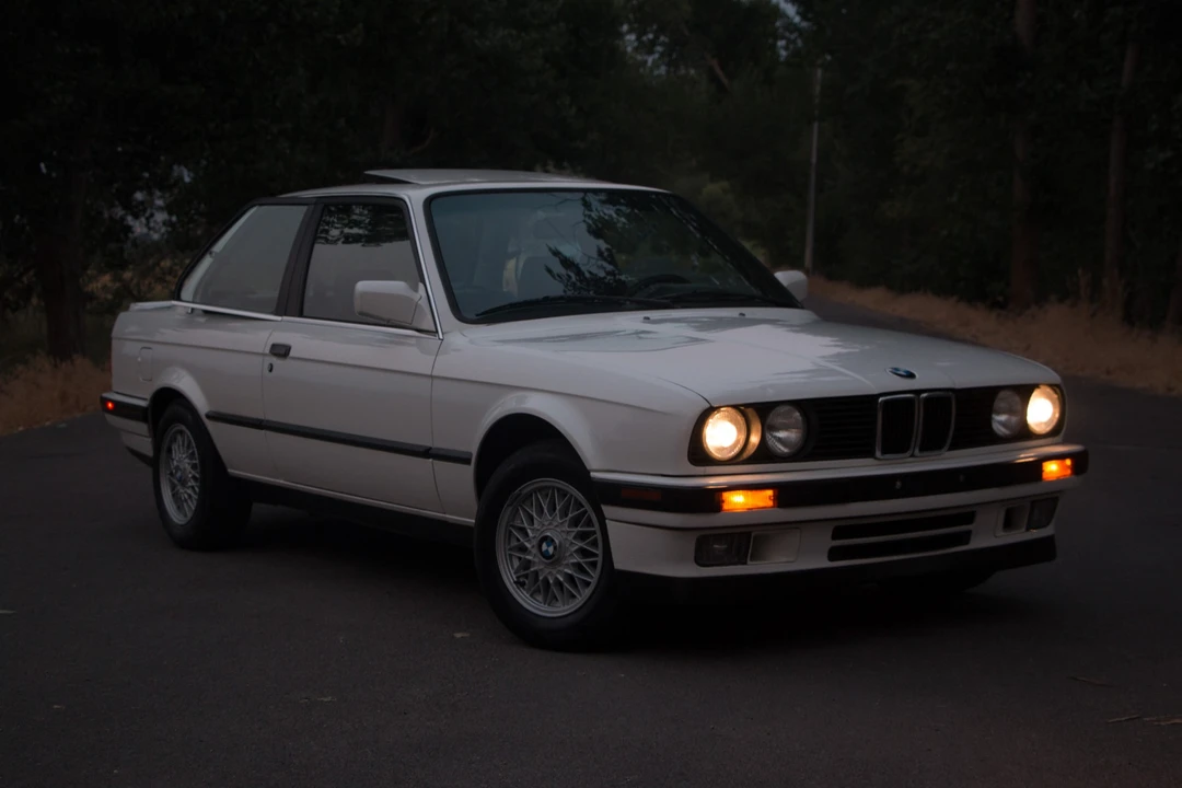 1989 BMW E30 3 Series - Image 14 of 31