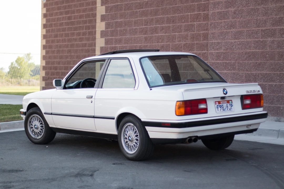 1989 BMW E30 3 Series - Image 10 of 31