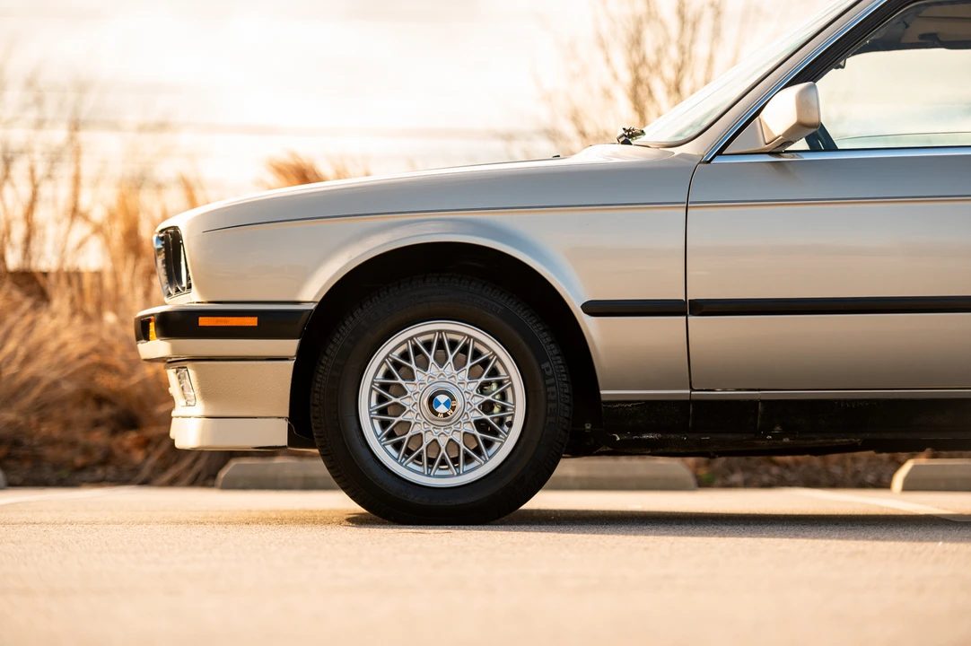 1989 BMW E30 3 Series - Image 16 of 31
