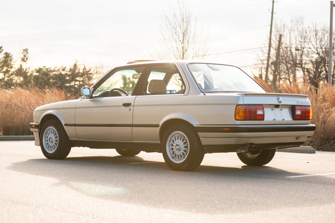 1989 BMW E30 3 Series - Image 5 of 31