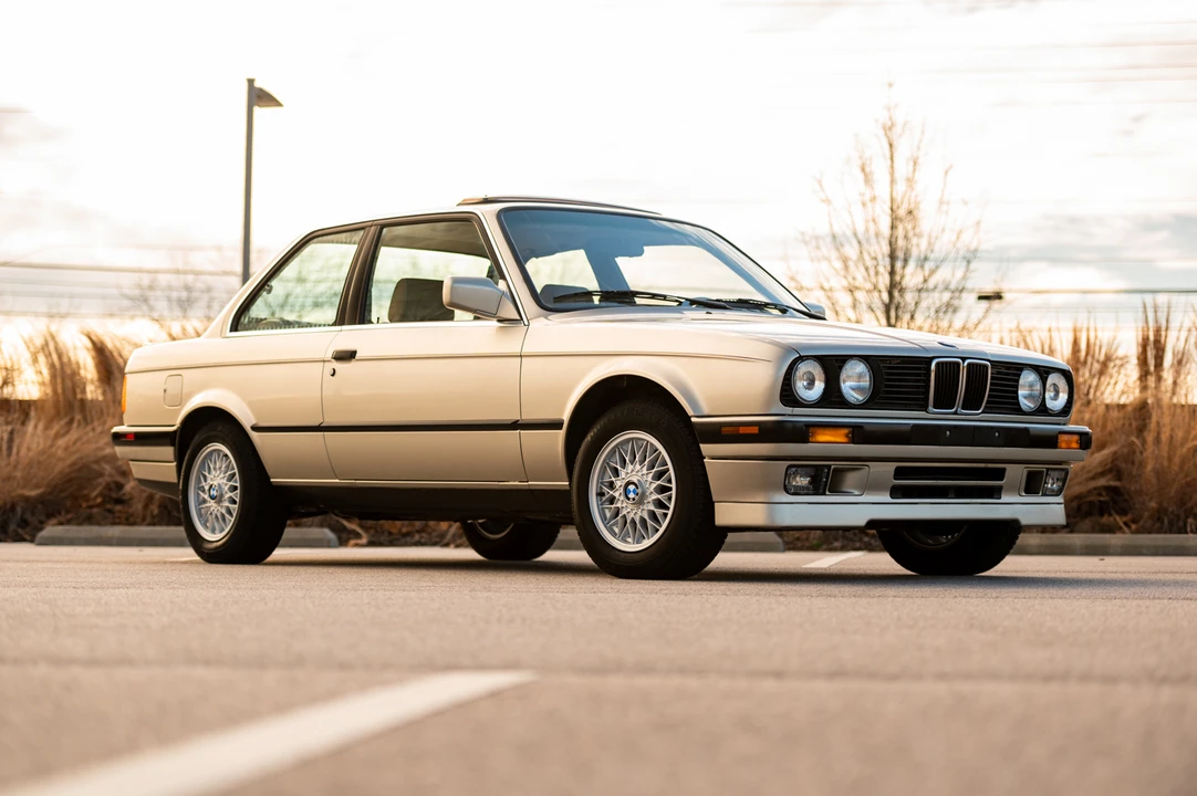 1989 BMW E30 3 Series - Image 15 of 31