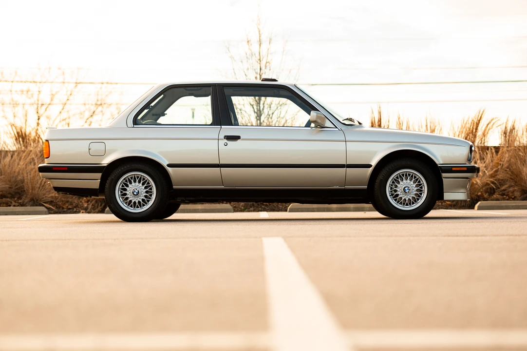 1989 BMW E30 3 Series - Image 7 of 31