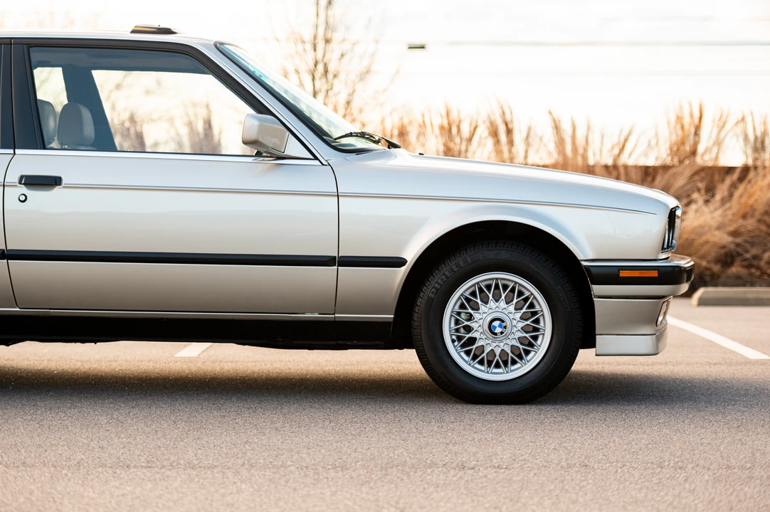 1989 BMW E30 3 Series - Image 14 of 31
