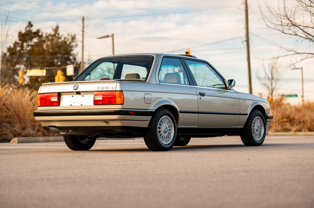 1989 BMW E30 3 Series - Image 6 of 31