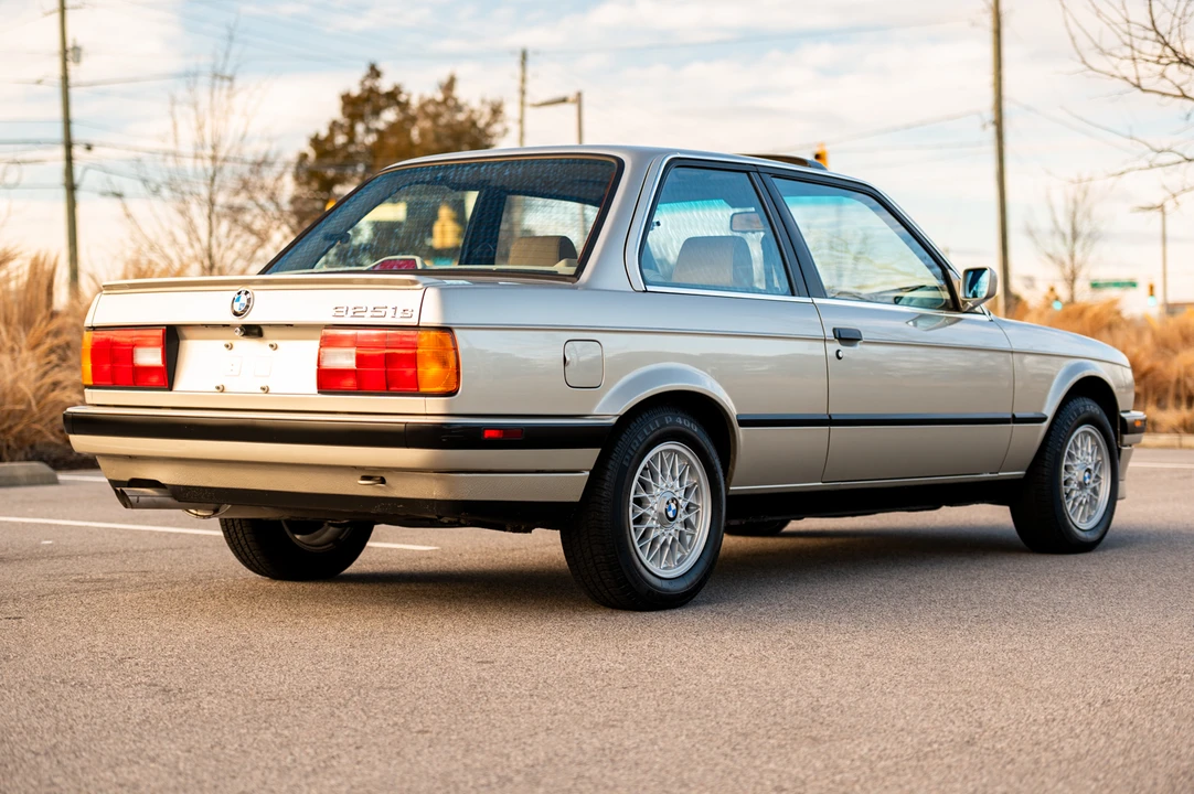 1989 BMW E30 3 Series - Image 12 of 31