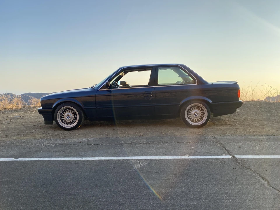 1989 BMW E30 3 Series - Image 11 of 31