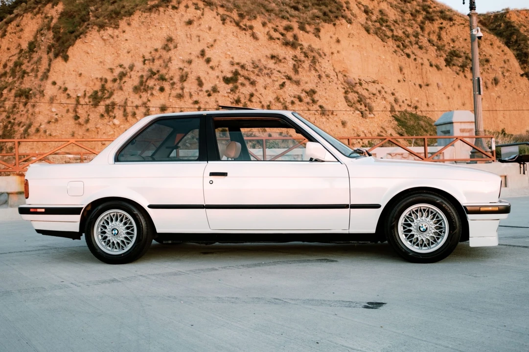 1989 BMW E30 3 Series - Image 20 of 31