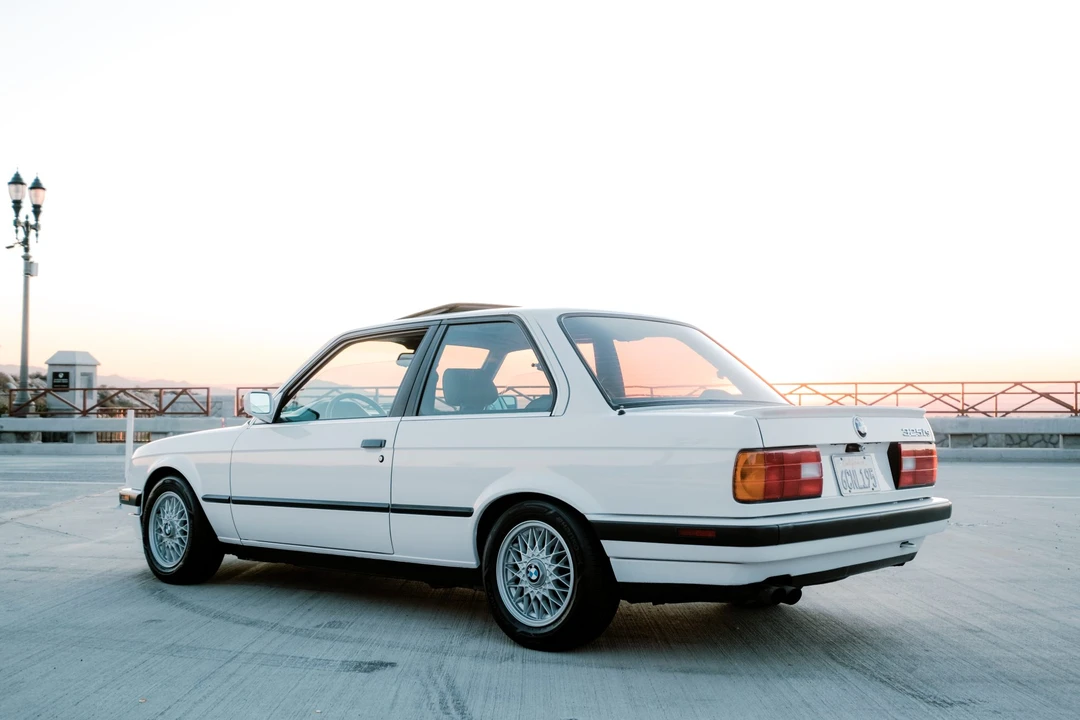 1989 BMW E30 3 Series - Image 28 of 31