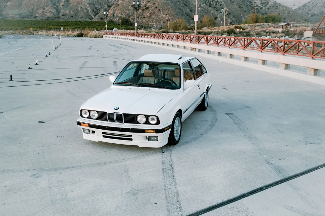 1989 BMW E30 3 Series - Image 11 of 31