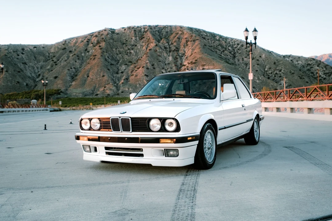 1989 BMW E30 3 Series - Image 9 of 31