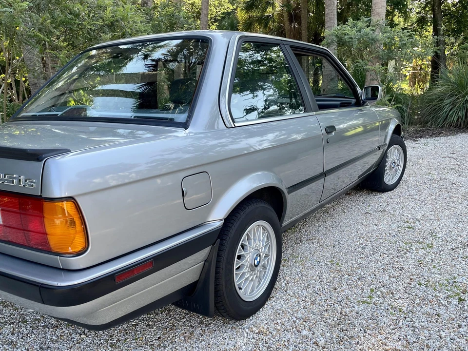 1989 BMW E30 3 Series - Image 10 of 31