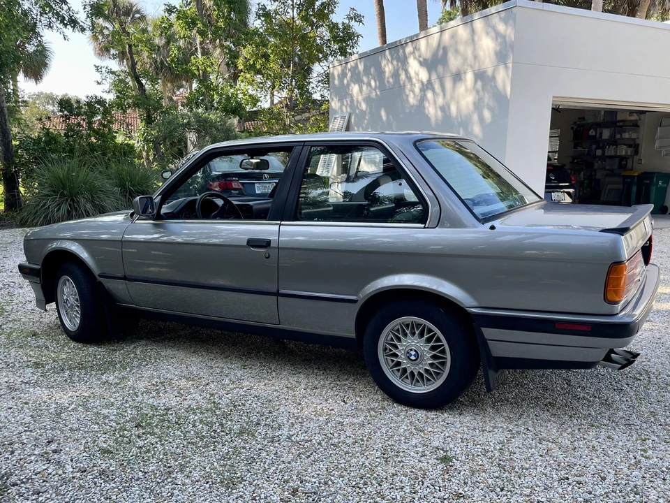 1989 BMW E30 3 Series - Image 3 of 31