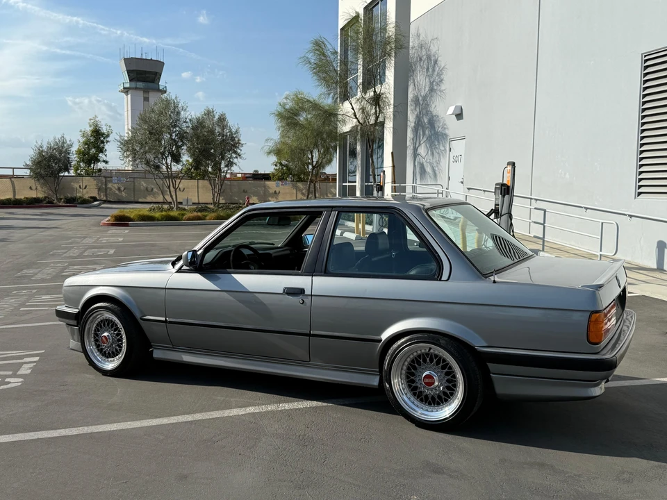 1989 BMW E30 3 Series - Image 12 of 31