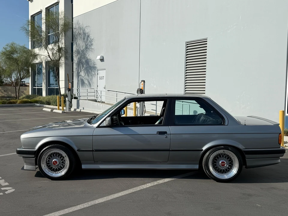 1989 BMW E30 3 Series - Image 11 of 31