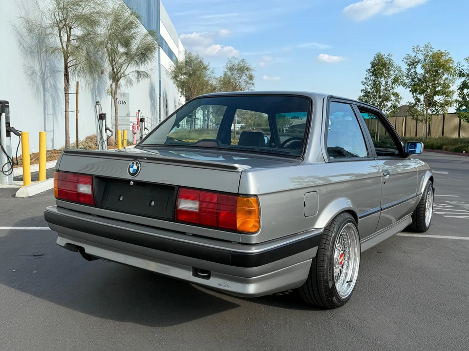 1989 BMW E30 3 Series - Image 16 of 31