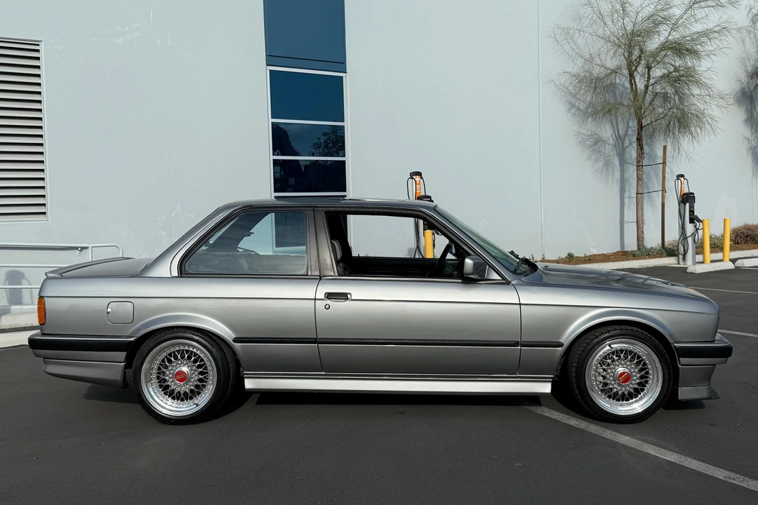 1989 BMW E30 3 Series - Image 3 of 31