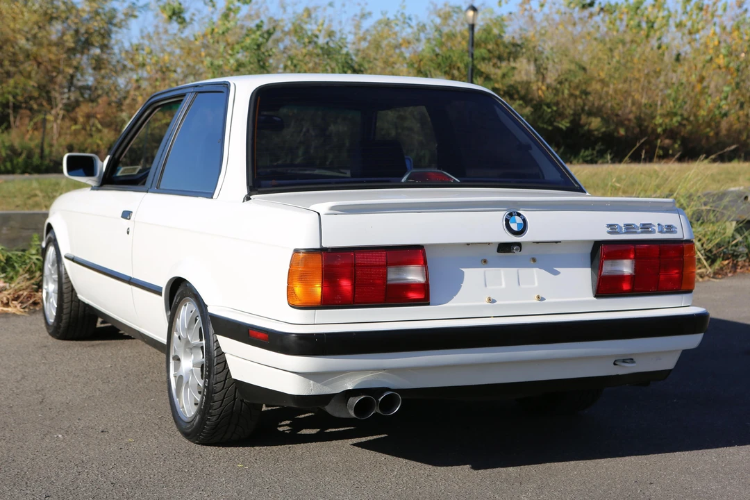 1989 BMW E30 3 Series - Image 13 of 31