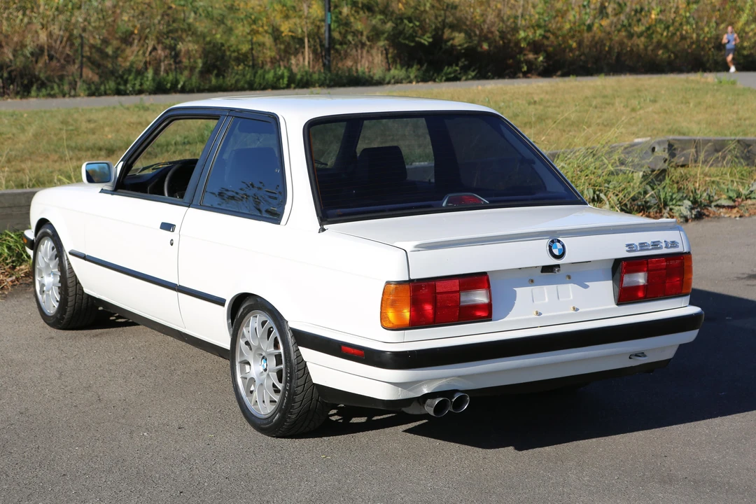 1989 BMW E30 3 Series - Image 12 of 31